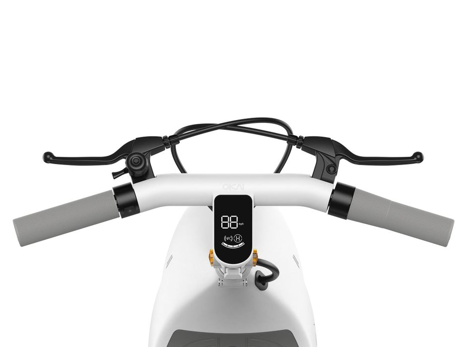 OKAI CEETLE PRO EA10C SEATED ELECTRIC SCOOTER-White-OKAI